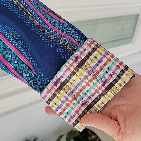 Robert Graham Striped Multicolor Flip Cuffs Long Sleeve Button-down Sz XL - Picture 4 of 11